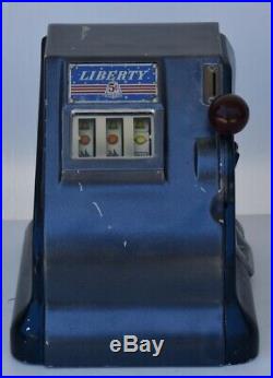 Liberty 5 cent Slot Machine With Key KD9975