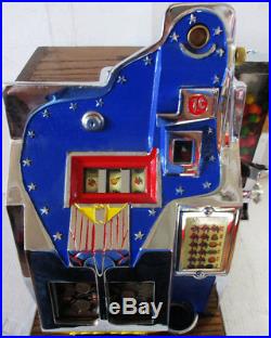 MILLS 1c QT Twenty-One Star Slot Machine circa 1930's with Gum Vender