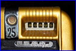 MILLS BONUS 25c High Top Slot Machine 1939 original condition key pamphlet