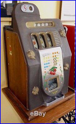 MILLS Black Cherry 5 Cent Escalator Slot Machine from 1947 Excellent Condition