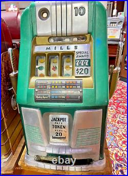 Mid 1940's Mills 10 cent High Top Slot Machine