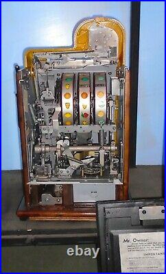 Mills 25-cent DEUCES WILD DIAMOND FRONT antique slot machine, 1937