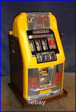 Mills 25-cent DEUCES WILD hi-top antique slot machine, 1947