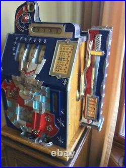 Mills 25-cent HAND operated JACKPOT CASTLE FRONT antique slot machine, 1938