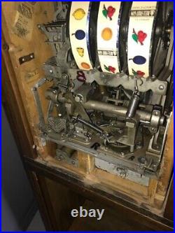 Mills 25c Console'Page Boy' slot machine Circa 1940's