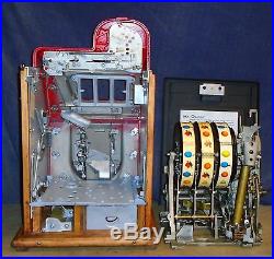 Mills 5-cent cast iron DIAMOND FRONT antique slot machine, 1941