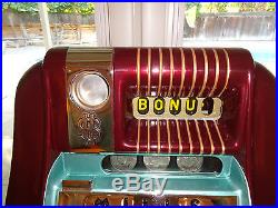 Mills Antique One Dollar Bonus Slot Machine