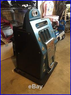 Mills Antique Slot Machine 5 Cent