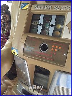 Mills Antique slot machine