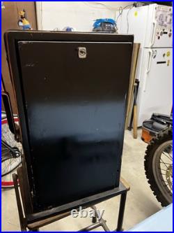 Mills Black Beauty Slot Machine