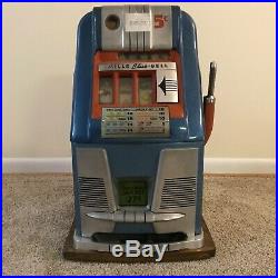 Mills Blue Bell Nickel / 5 Cent Slot Machine