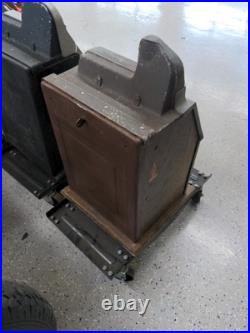 Mills Cherry Nickel Slot Machine 5¢