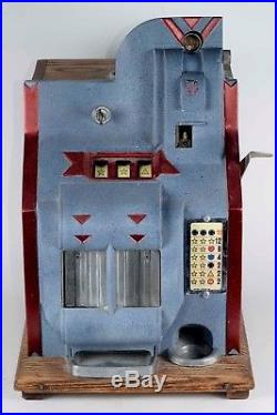 Mills Chevron QT slot machine