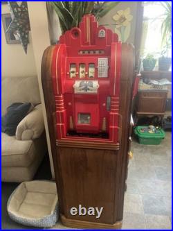 Mills Extraordinary Slot Machine In Stand Up Cabinet