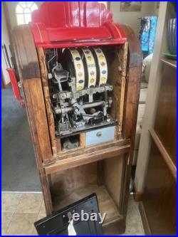 Mills Extraordinary Slot Machine In Stand Up Cabinet