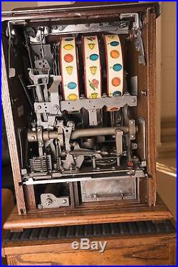 Mills Golden Falls Quarter Slot Machine-in Excellent Condition