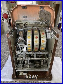 Mills Hi Top Binion's Horseshoe Club Las Vegas Slot Machine Jennings Watlings Mills Hi Top Binion's Horseshoe Club Las Vegas Slot Machine Jennings Watlings