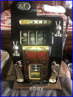 Mills Hole-In-One Three Reel Quarter 25 Cents Golfing Slot Machine, 1940s-1980s