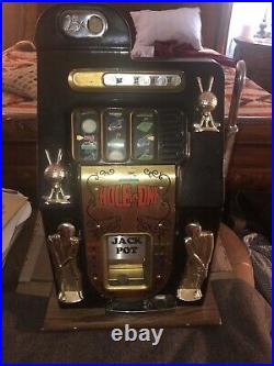 Mills Hole-In-One Three Reel Quarter 25 Cents Golfing Slot Machine, 1940s-1980s