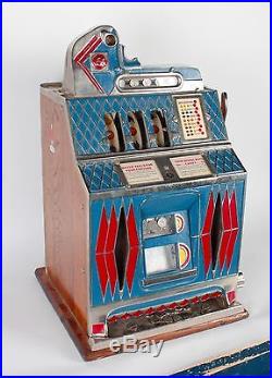 Mills Novelty Co. 5 Cent Slot Machine, Original Condition, ex-Museum