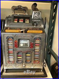 Mills Novelty WISE CRACKER slot machine