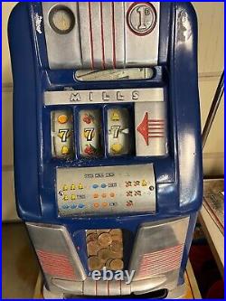 Mills Slot Machine English Large Penny High Top has Metal Stand & 200 Coins DEAL