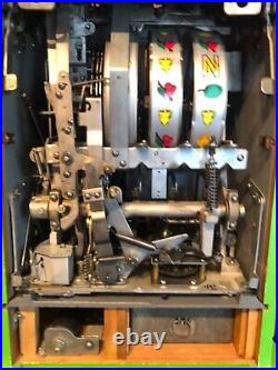 Mills Slot Machine Nickel Bonus Machine