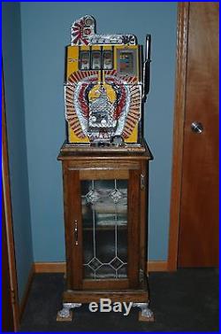Mills War Eagle 25 Cent Slot Machine with Stand (Price Drop)