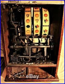 O. D. Jennings & Co. 10 Cent Oak Cased Slot / Gum Vending Machine c. 1920s