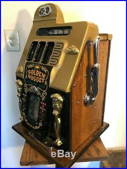 ORIGINAL 1940's 25¢ Mills Antique Slot Machine. It is the Golden Nugget coin op