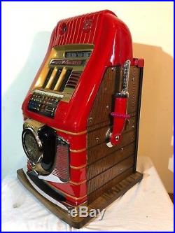 ORIGINAL 1940's 25¢ Mills Token Bell Antique Slot Machine