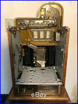 ORIGINAL 1940's 5¢ Mills Antique Slot Machine. It is the Golden Nugget coin op