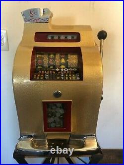 ORIGINAL 1950s 5¢ Mills Antique Slot Machine. GOLDEN MODEL ROYAL GOLD