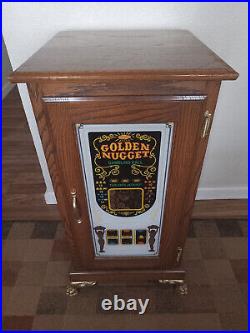 Oak Slot Machine Stand Golden Nugget