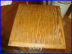Oak Slot Machine Stand for Vintage Antique Slot Machine Great Condition
