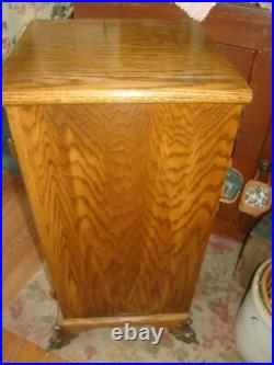Oak Slot Machine Stand for Vintage Antique Slot Machine Great Condition