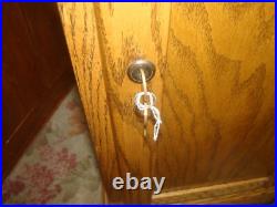 Oak Slot Machine Stand for Vintage Antique Slot Machine Great Condition