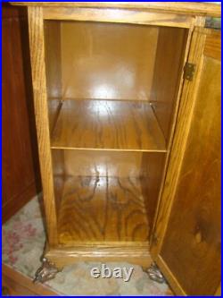 Oak Slot Machine Stand for Vintage Antique Slot Machine Great Condition