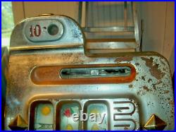 Original/Antique Mills Diamond Front 10 Cent Slot Machine 1930s, Mechanical