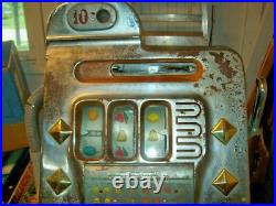 Original/Antique Mills Diamond Front 10 Cent Slot Machine 1930s, Mechanical