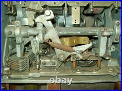 Original/Antique Mills Diamond Front 10 Cent Slot Machine 1930s, Mechanical