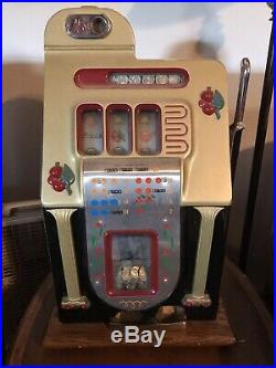 Outstanding cond. 1940s Mills 25 Cent Golden Falls Deluxe Slot Machine -Estate
