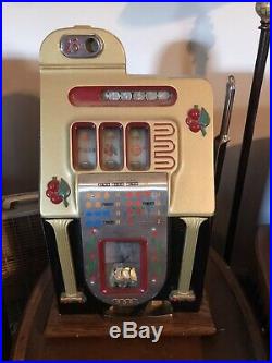 Outstanding cond. 1940s Mills 25 Cent Golden Falls Deluxe Slot Machine -Estate