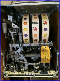 Pace Comet Antique Slot Machine