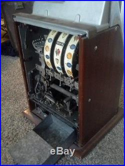 Rare 1939 Mills Chrome Bell 25 cent slot machine