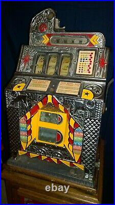 Rare Antique Mills (FOK) 5¢ Slot Machine with VENS mint dispenser, Circa 1931