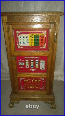 Rare Antique Mills (FOK) 5¢ Slot Machine with VENS mint dispenser, Circa 1931