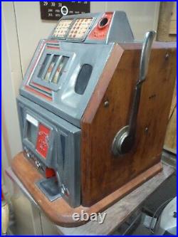 Rare Penny Benton Harbor King Slot Machine