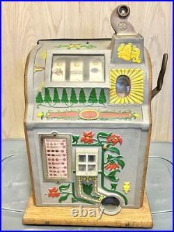 Rare Vintage Mill's Poinsettia 5 Cent Slot Machine