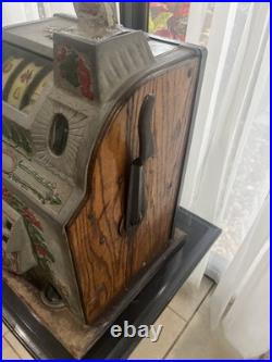 Rare Vintage Mill's Poinsettia Gooseneck 25 Cent Slot Machine